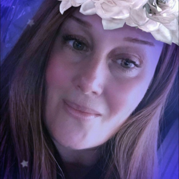 Meet your Posher, Tamara - Picture 1 of 1